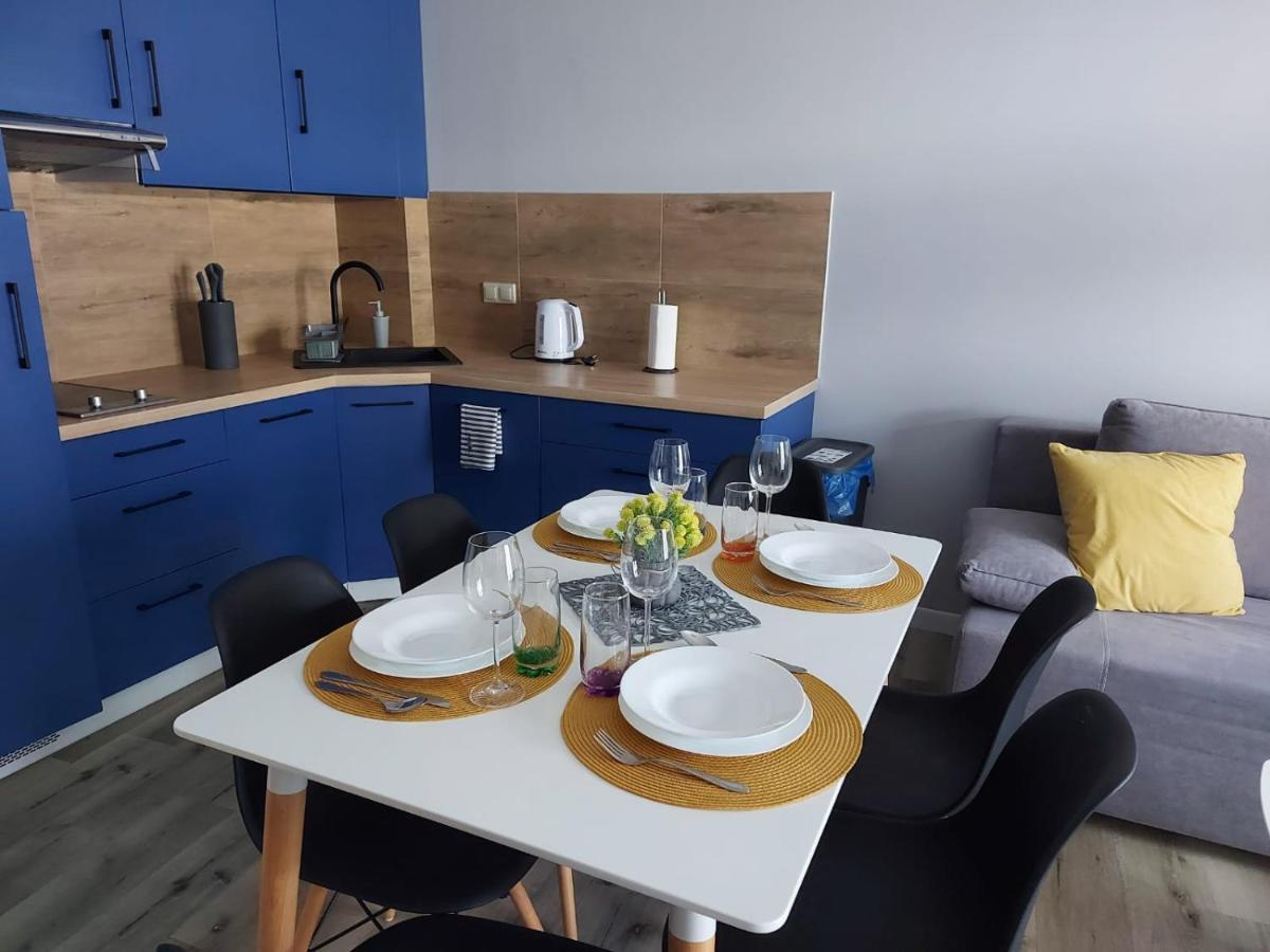 Apartamenty Z Tarasami "Mietowy Spokoj 15" "Romantyczna Szarosc 16" "Niebieska Elegancja 17" Maksymalnie Dla 6 Osob Pobierowo Eksteriør billede