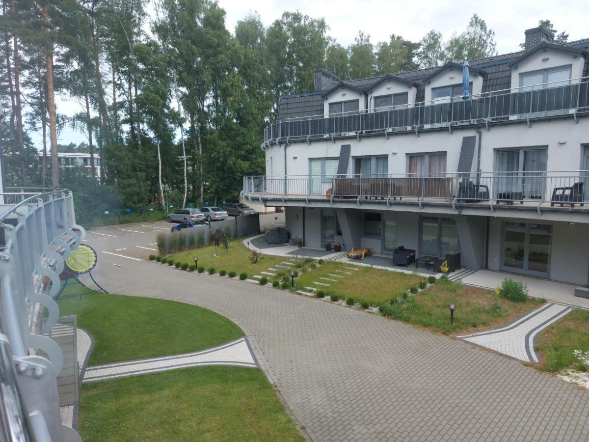 Apartamenty Z Tarasami "Mietowy Spokoj 15" "Romantyczna Szarosc 16" "Niebieska Elegancja 17" Maksymalnie Dla 6 Osob Pobierowo Eksteriør billede