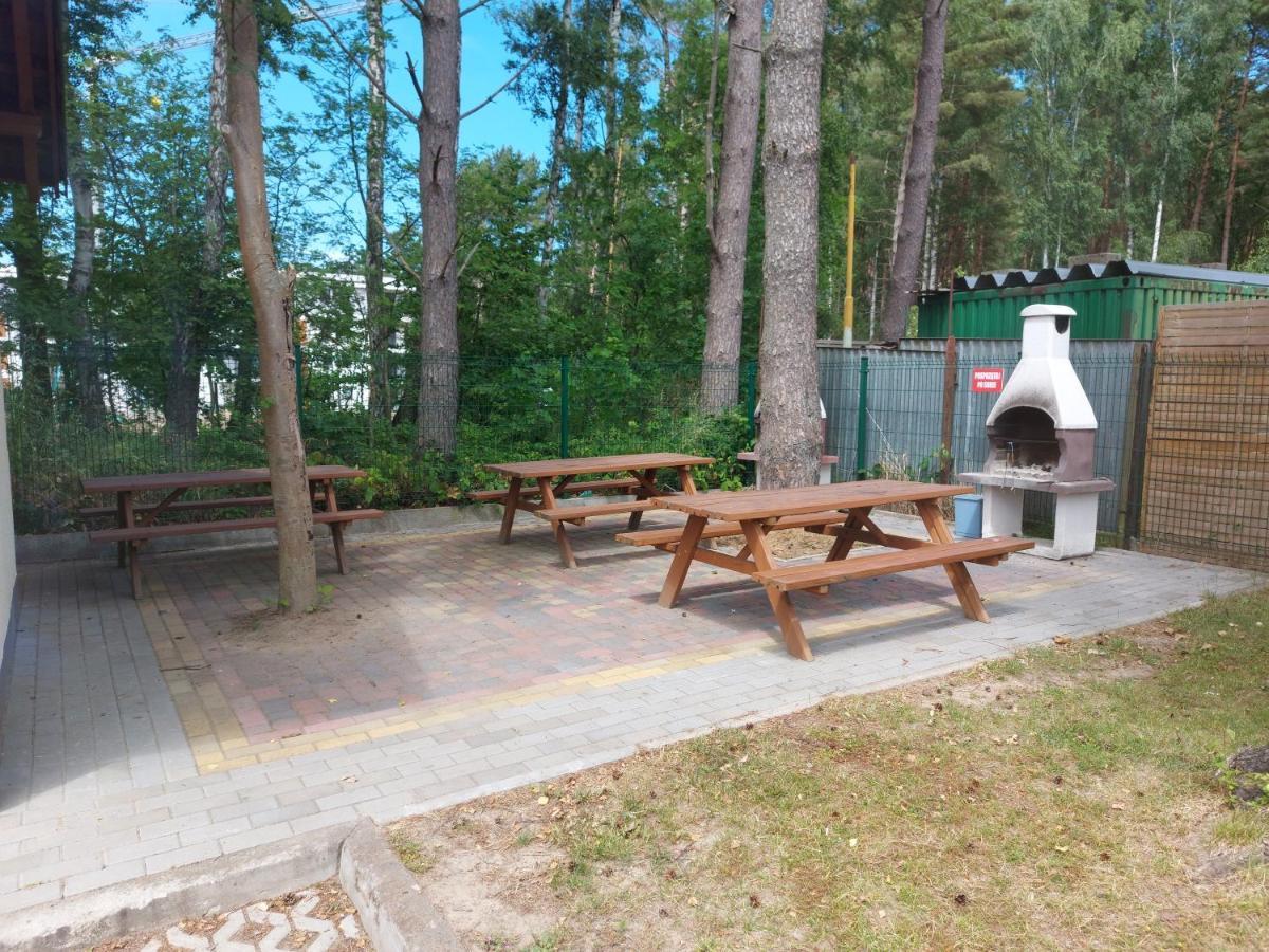 Apartamenty Z Tarasami "Mietowy Spokoj 15" "Romantyczna Szarosc 16" "Niebieska Elegancja 17" Maksymalnie Dla 6 Osob Pobierowo Eksteriør billede