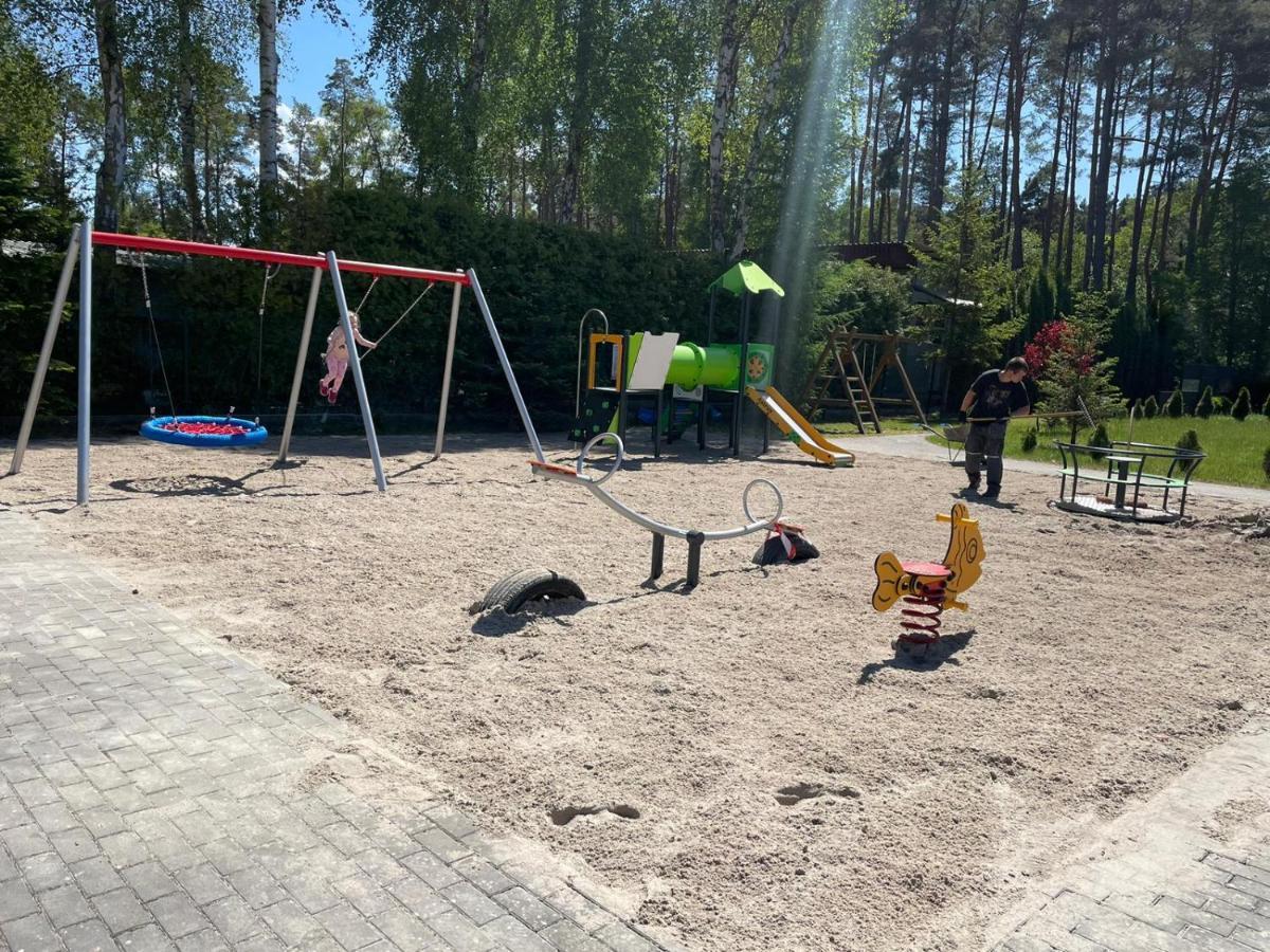 Apartamenty Z Tarasami "Mietowy Spokoj 15" "Romantyczna Szarosc 16" "Niebieska Elegancja 17" Maksymalnie Dla 6 Osob Pobierowo Eksteriør billede